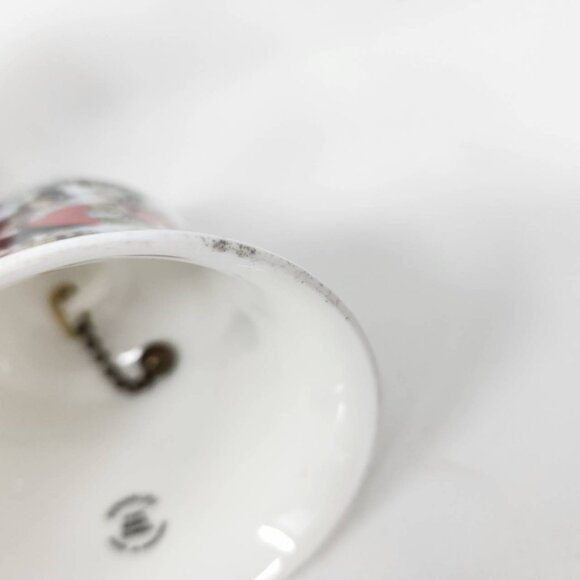 Finsbury Fine Bone China Bell Vintage Wales With Heart Handle & Welsh Emblems - Picture 10 of 11